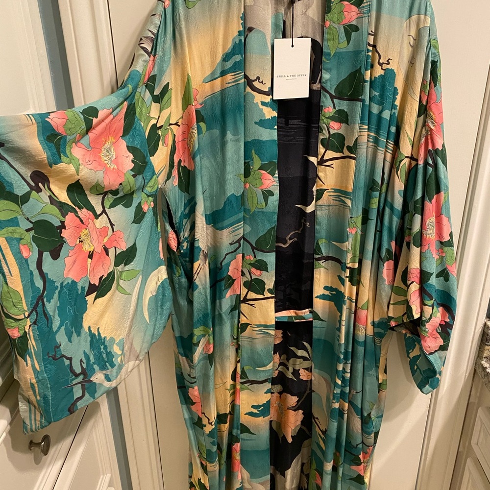 SPELL All My Kimonos 🦄🤩🌞 - Picture 3 of 14